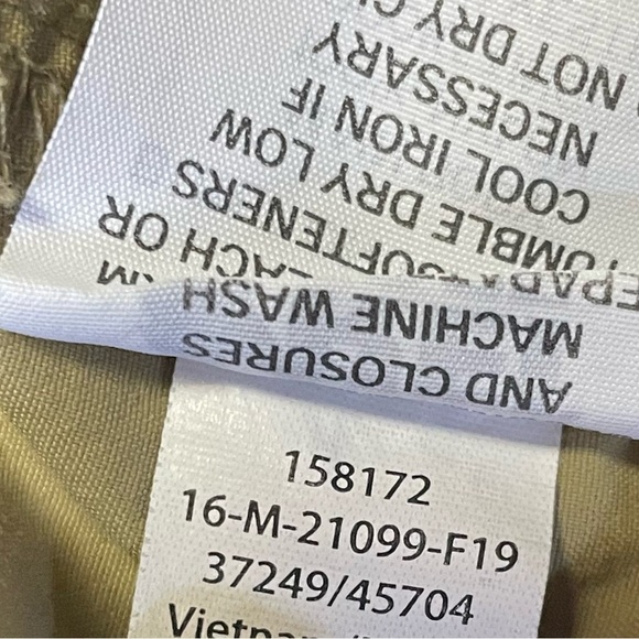 Rei Co-op Cargo Pants Mens 34x30 Tan Convertible Roll Tab Snap Hiking Outdoor - Picture 15 of 15